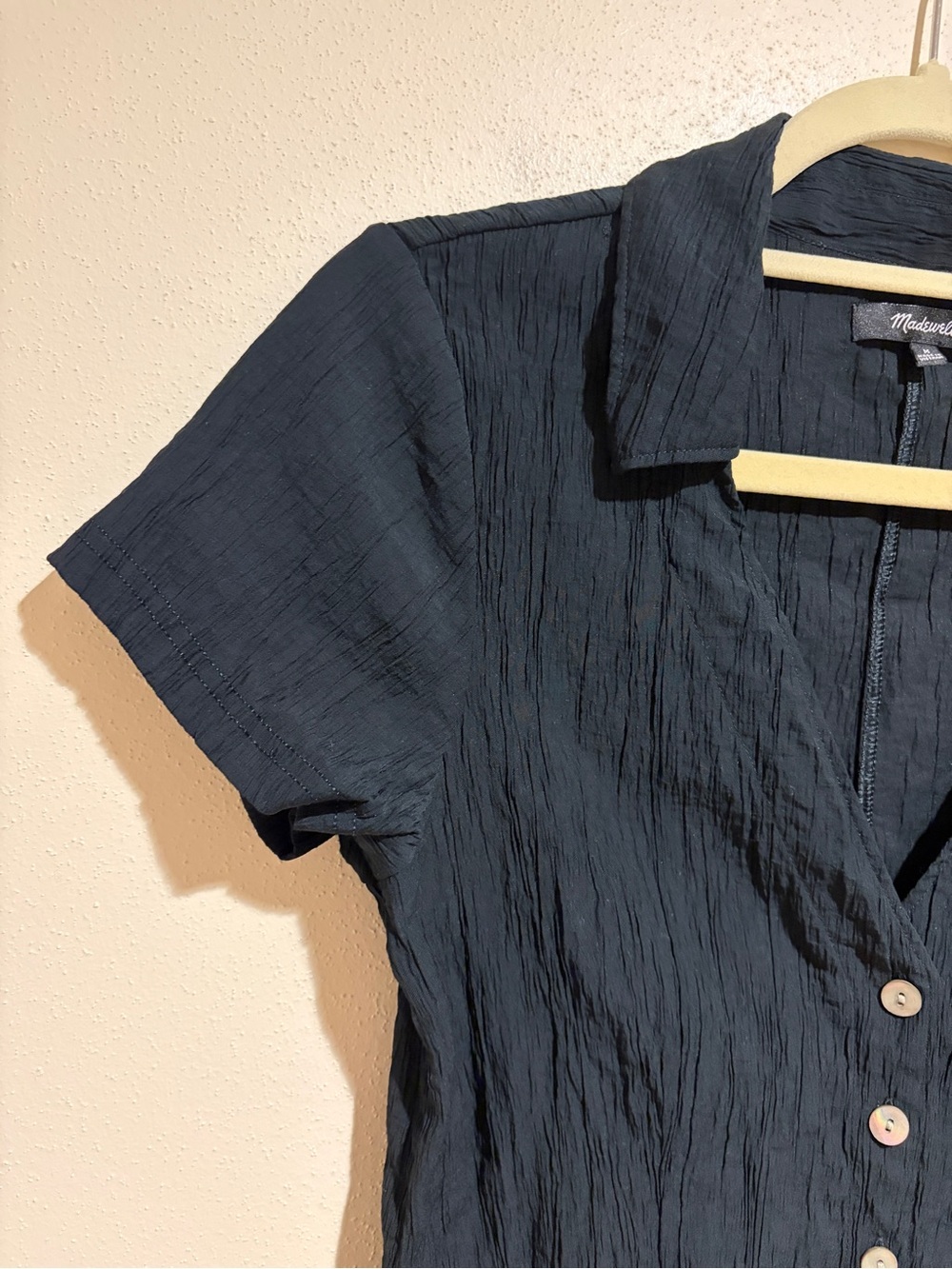 Madewell Notched V-Neck Button-Up Top Short Sleeve Black Size Medium NL056 - Picture 11 of 14